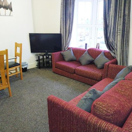 Derwent Street Apartment 2 - Self Contained - 2 Bed Self Catering Apartment 워킹턴 외부 사진