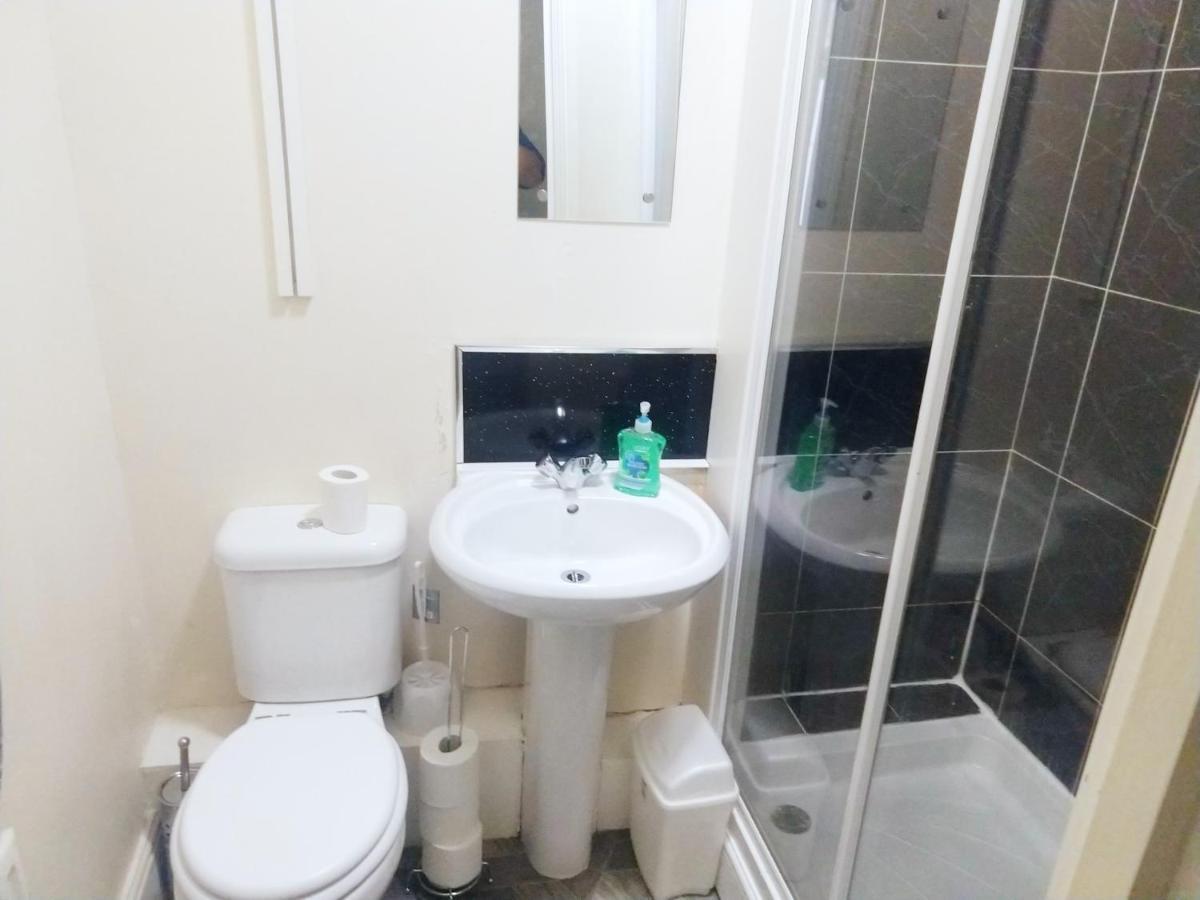 Derwent Street Apartment 2 - Self Contained - 2 Bed Self Catering Apartment 워킹턴 외부 사진
